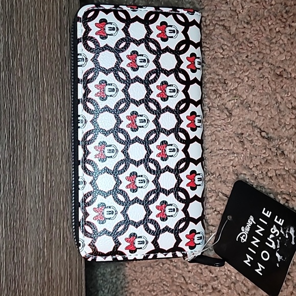 Disney minnie mouse wallet BRAND NEW Disney's Mickey & Minnie Zip Around - Picture 7 of 15
